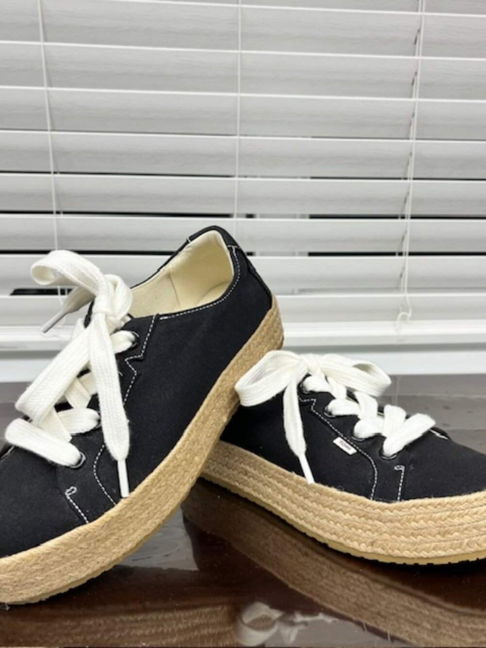 TOMS Lace Up Platform Espadrilles - Women's Size 8